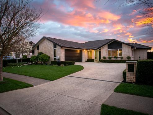 19 Isobel Hodgson Drive, Cambridge