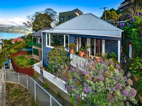 39 Ticehurst Road, Lyttelton