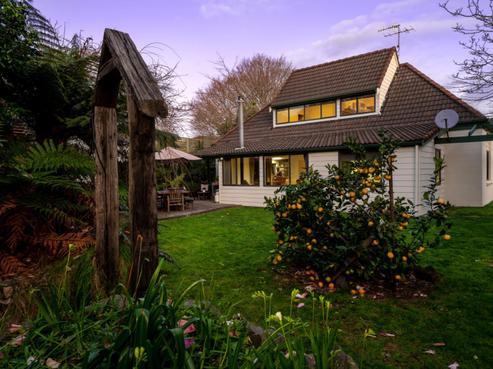 6 Blackmore Drive, Lynmore