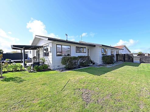 16 Lanark Crescent, Tamatea
