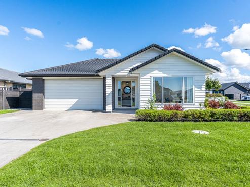 40 Pohutukawa Parade, Riverhead