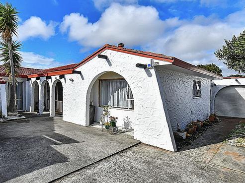 2/36 South Street, Papakura