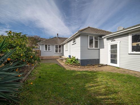 25 Karaka Street, Stoke