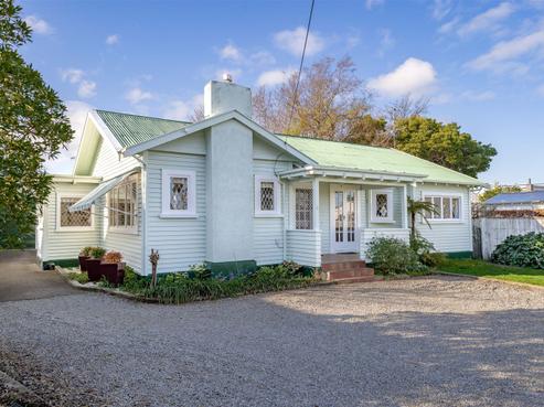 2 College Street, Masterton
