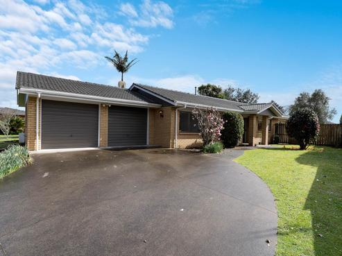 11 Donegan Place, Conifer Grove