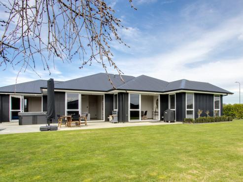 8 Smidt Lane, Mahora