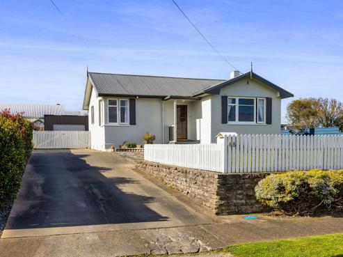 48 Burns Street, Hawera
