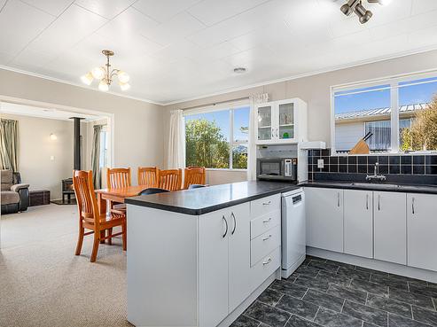 25 Robson Street, Stokes Valley