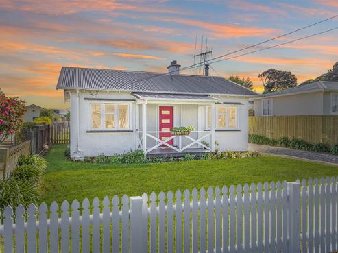 53 Manuka Street, Castlecliff