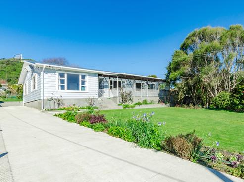 61 Seddon Street, Waikanae