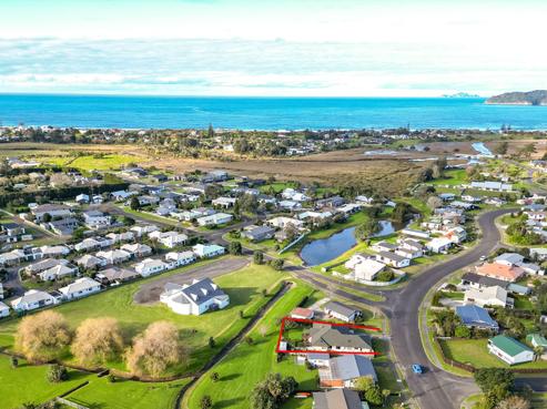 18 Cory Wright Drive, Tairua