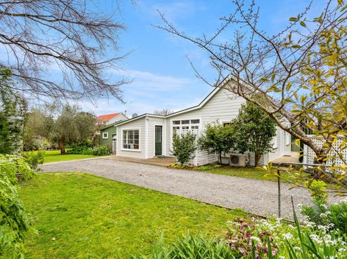 66 Jellicoe Street, Martinborough