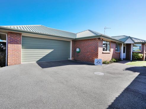 102 Edinburgh Crescent, Waikiwi