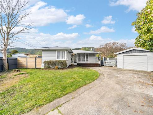 1 Westminster Road, Wainuiomata