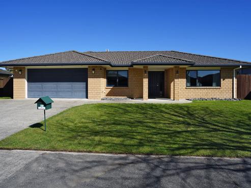 65 Farringdon Avenue, Rototuna North