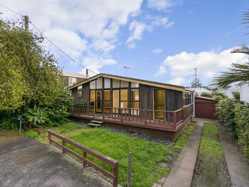 11 Sinclair Street, Devonport