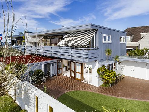 2/21 Rewiti Avenue, Takapuna