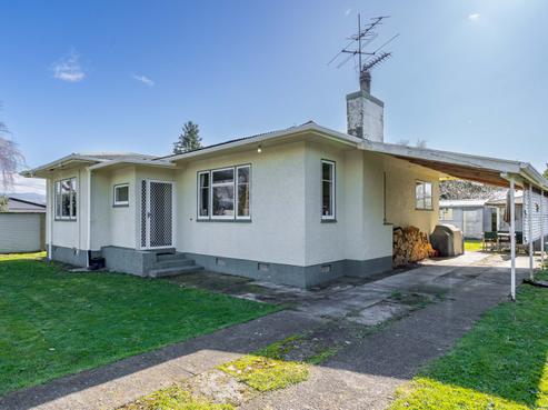 5 Hilton Road, Carterton