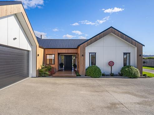 22 Mill Grove, Carterton