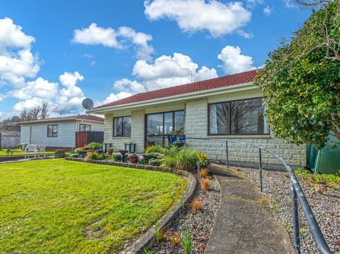 12 Newton Place, Westbrook