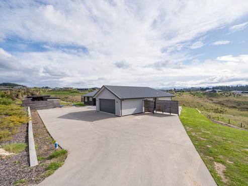 53 Galeo Road, Redwood Valley