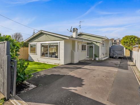 68 Matatua Road, Raumati Beach