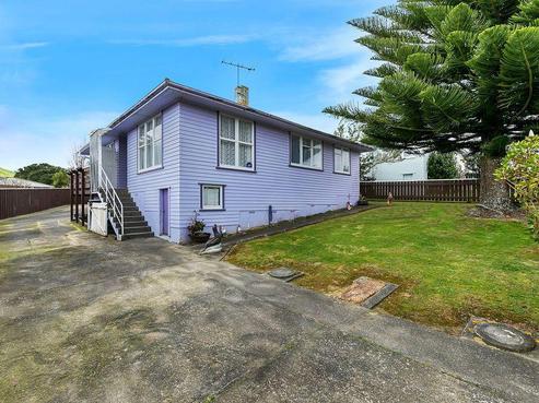 66 Kokiri Crescent, Waitangirua