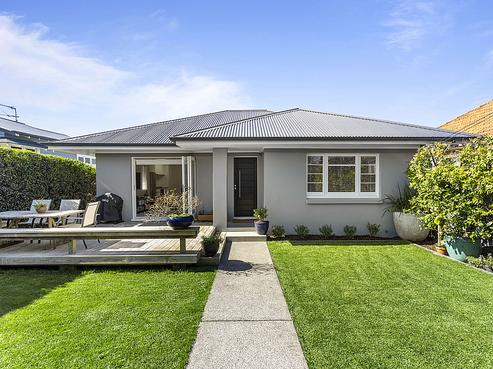 21 Riro Street, Point Chevalier