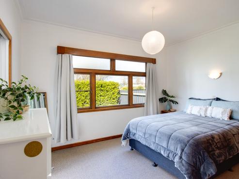 921 Railway Road, Raureka