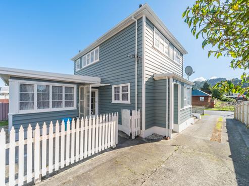 68 Churton Crescent, Taita