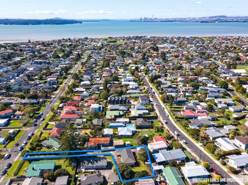5A Waipani Road, Te Atatu Peninsula
