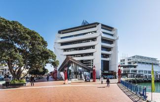 Landmark waterfront office for lease