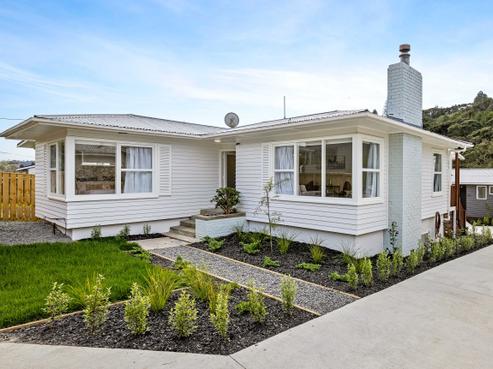 66 Eskdale Road, Birkdale