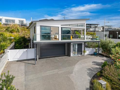 54 Headland Drive, Long Bay