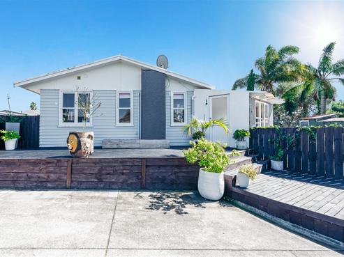 14 Martin Place, Kelston