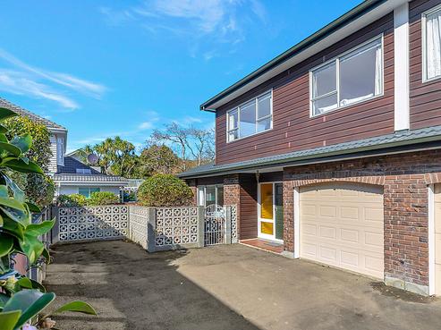 4/23 Reading Street, Karori