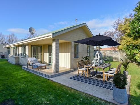1420A Karamu Road North, Mayfair
