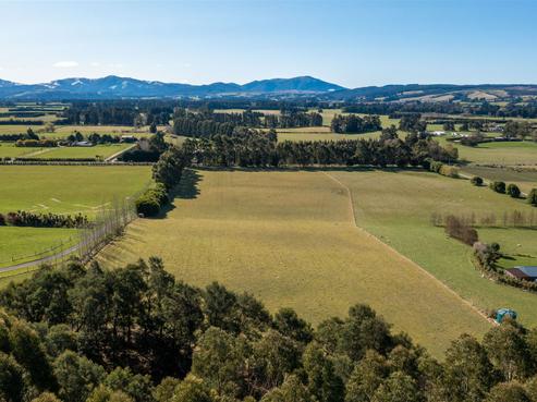207 Round Hill Road, Loburn