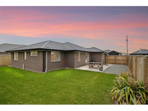 7 Katipo Way, Pegasus