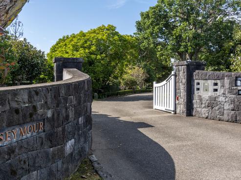 31 Seymour Road, Mellons Bay