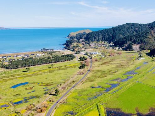 51 Mahanga Road, Mahia