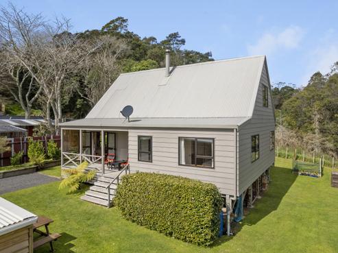5 Bush Street, Waikino