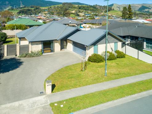 86 Covent Drive, Stoke