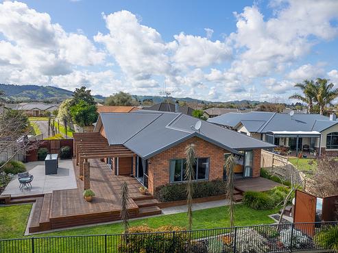 49 Oaklands Drive, Cambridge