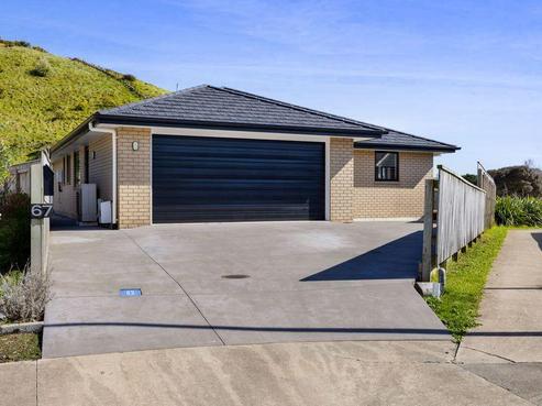 67 Magnolia Drive, Westown