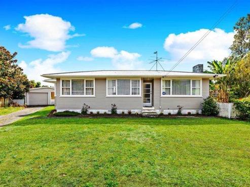 14 Mountbatten Place, Papakura