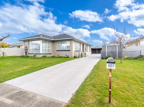 107 Adamson Place, Glengarry