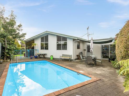 48 Upham Crescent, Taradale