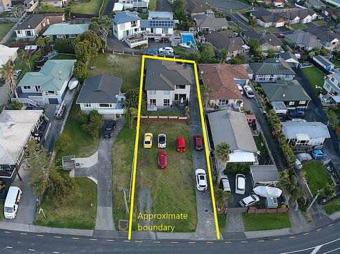 24A Bay Street, Red Beach