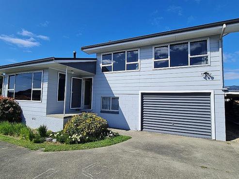 50 Meihana Street, Takaka